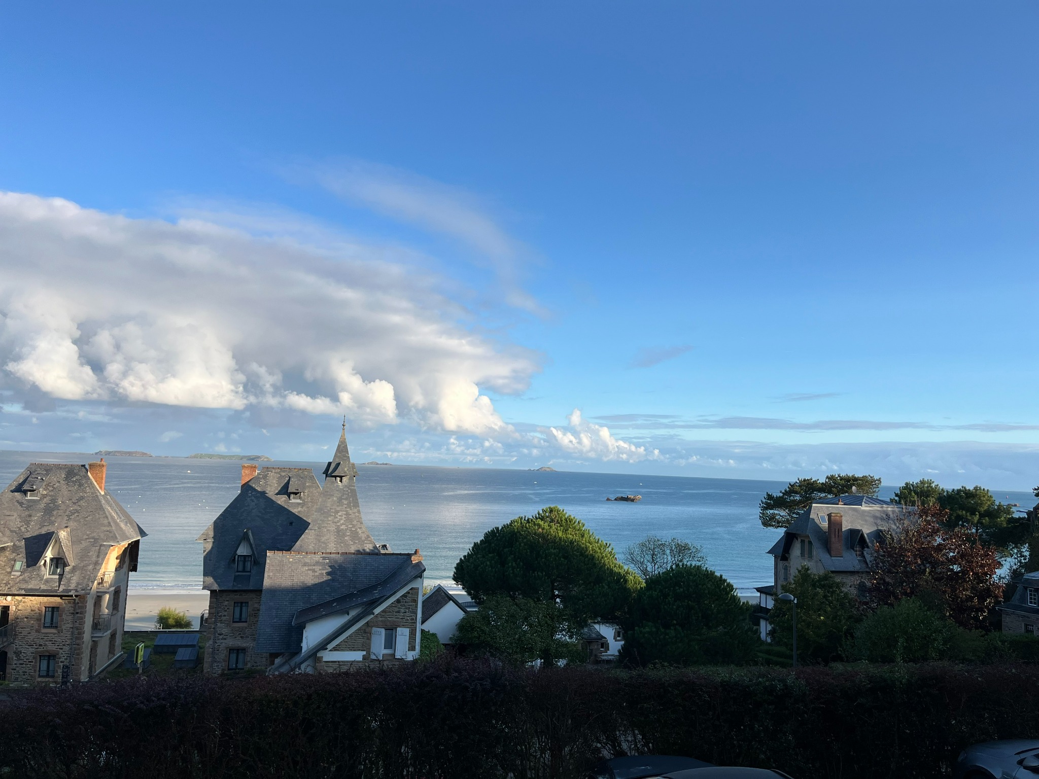 Vue mer sur les 7 Îles depuis l'appartement